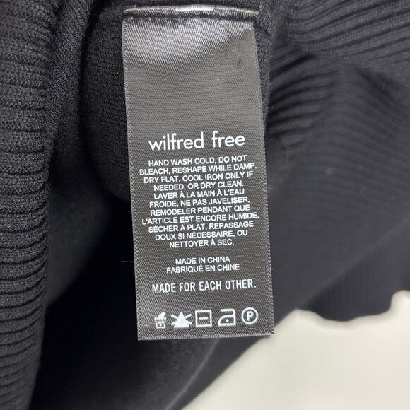 Aritzia wilfred free Black Souvenir Sweater oversized v-neck 1/Small minimalist - Picture 6 of 7